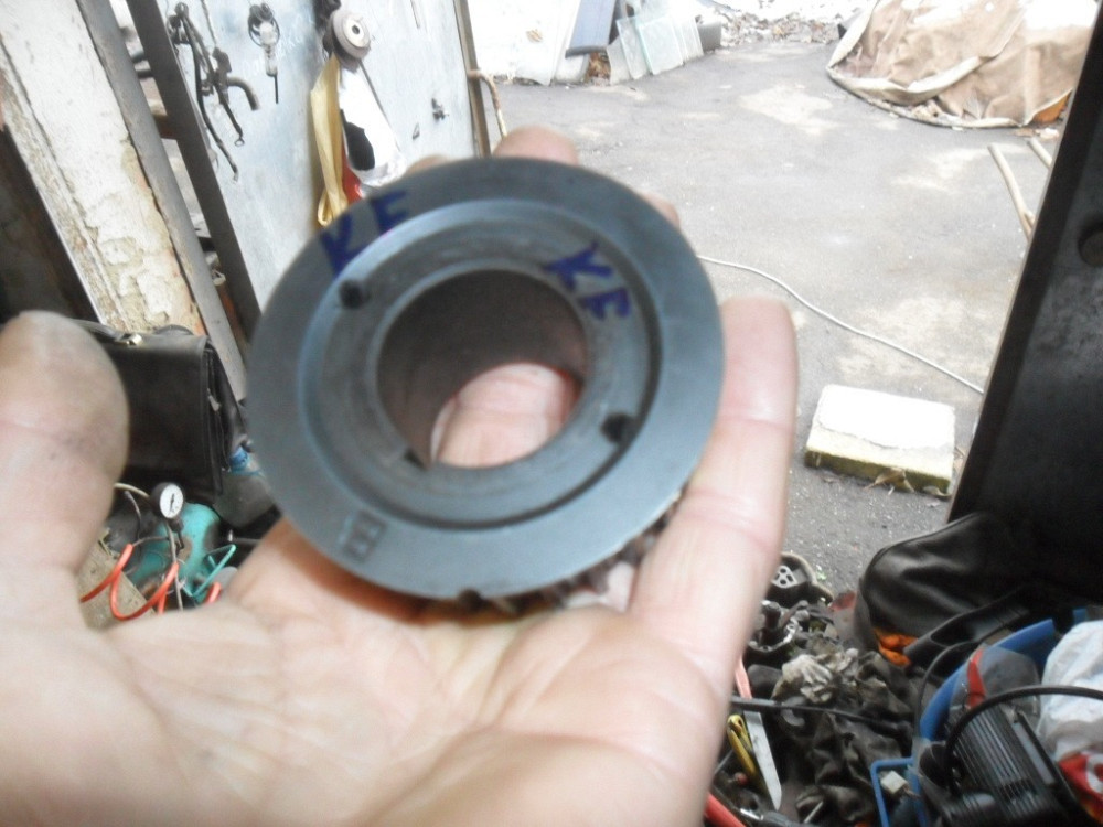 KL0111321B, Шестерня колінвала Мазда Кседокс 2.0, V6, 24 кл. оригінал Вінниця - зображення 2