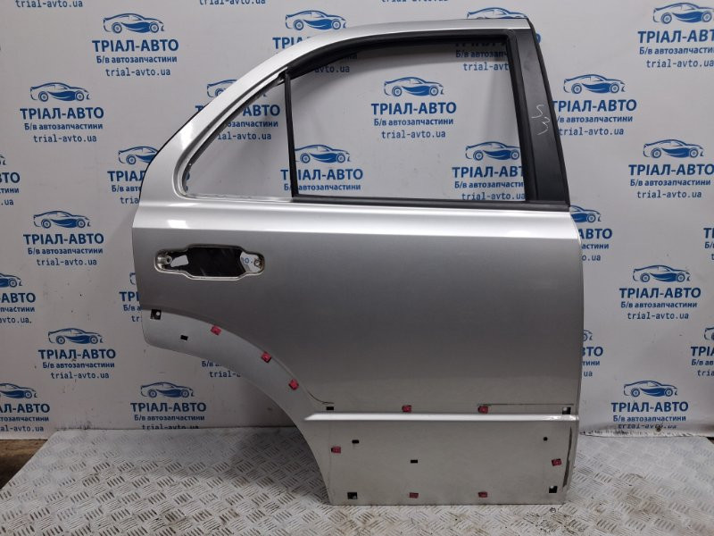 Дверь задняя правая Kia Sorento 2002-2011 770043E111 (Арт. 69181) Киев - изображение 1