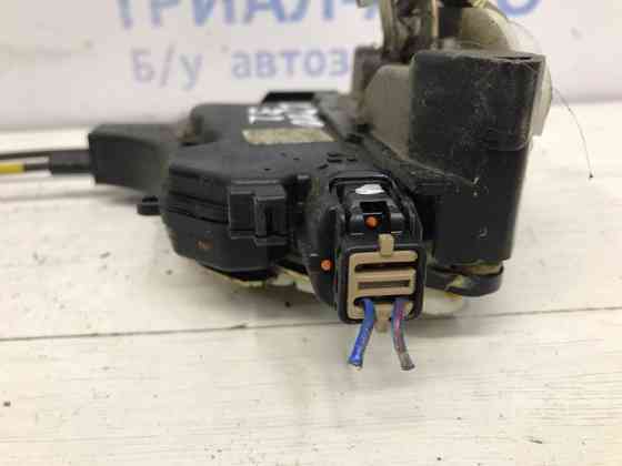 Замок двери задний левый Mitsubishi L200 KB 2.5 ДИЗЕЛЬ 4D56U 2006 (б/у) Київ