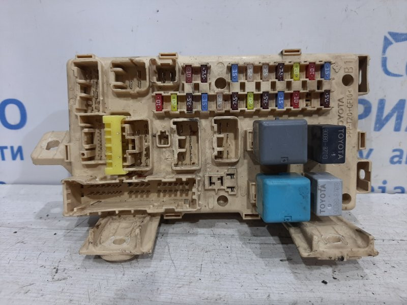 Блок предохранителей салона Toyota Avensis 2002-2010 8273005040 (Арт. 26505) Київ - зображення 1