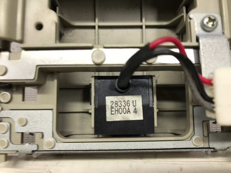 Плафон передний Nissan Tiida 2004-2014 28336EH00A (Арт. 52836) Киев - изображение 3