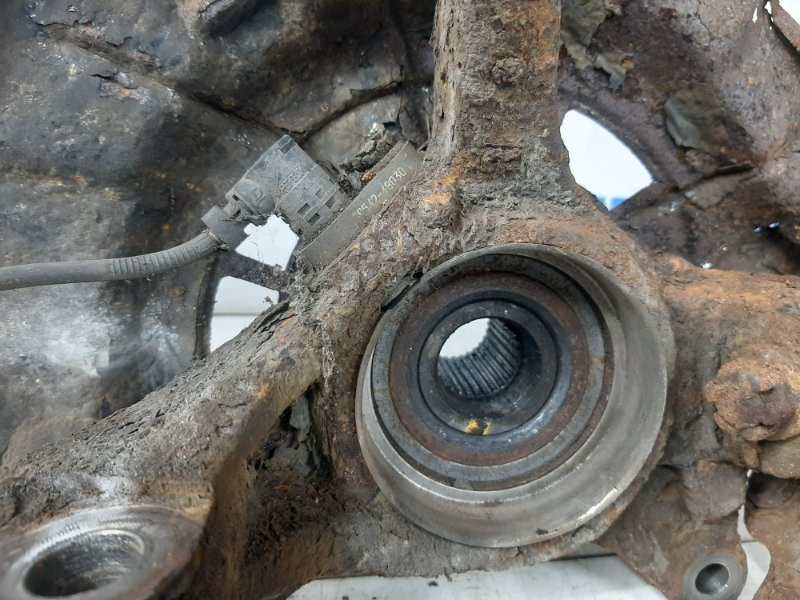 Кулак поворотный правый со ступицей Lexus RX 350 XU30 3.5 БЕНЗИН 2GRFE 2003 (б/у) Київ - зображення 4