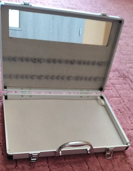 Кейс косметолога алюминиевый Вишнёвое - изображение 5