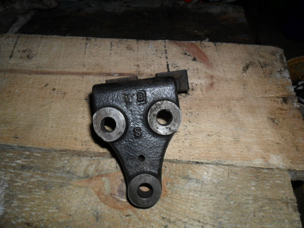 Mazda GA2A39030E, Кронштейн двигуна Мазда Премасі, FP, FS, оригінал Вінниця - зображення 5