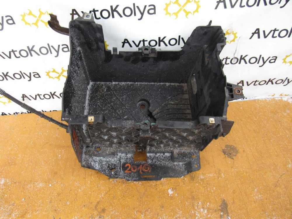 Корпус под аккумулятор Renault Megane III 2009-2012 Ковель - зображення 1