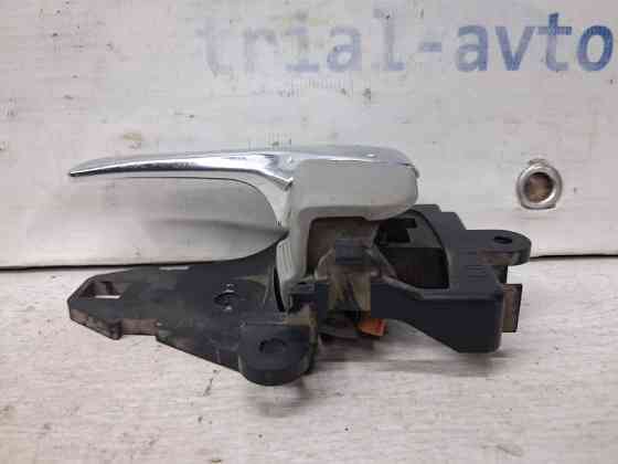 Ручка двери внутренняя левая Mitsubishi L200 KB 2.5 DIESEL 4D56 2006 (б/у) Київ