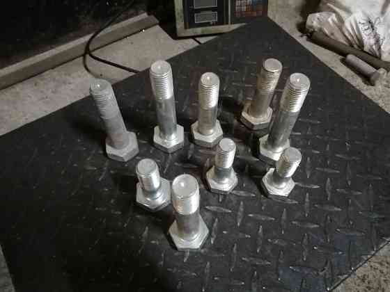 Болты шестигранные крепеж в ассортименте Кам'янське (Дніпродзержинськ)