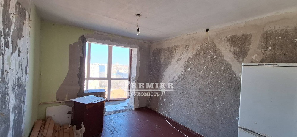 У продажі трикімнатна квартира в районі Молодіжного парку Чорноморськ - зображення 4
