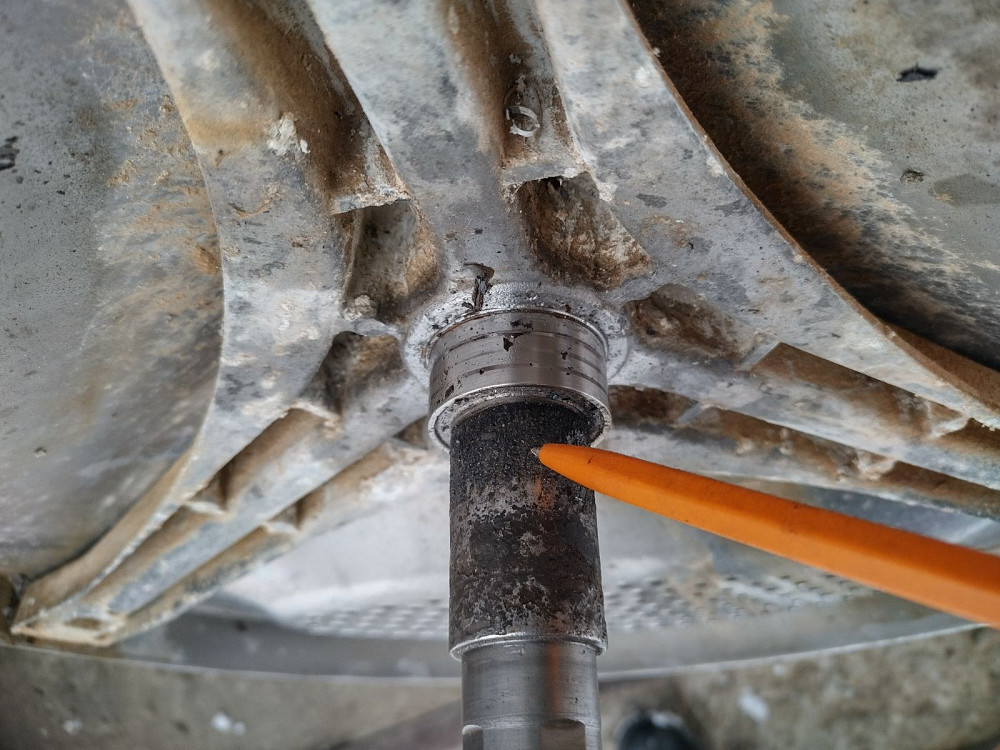 Выполняем электроискровое напыление вала под подшипники Киев - изображение 1