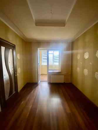 продам 3 комнатную Тополь 3 Дніпро