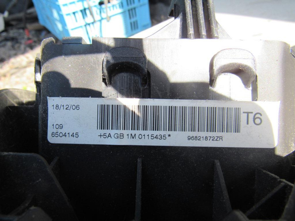 Подушка безопасности водителя AirBag Peugeot 307 2001-2008 (96821872ZR) Ковель - зображення 1