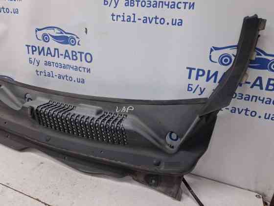 Дефлектор дворников Chevrolet Captiva C100 2.0 ДИЗЕЛЬ Z20S 2006 лев. (б/у) Киев