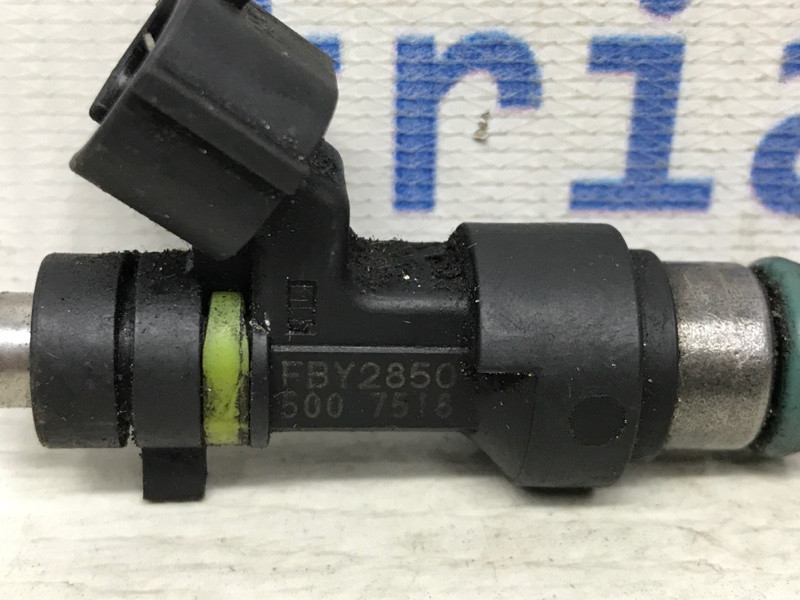 Форсунка топливная Nissan Qashqai J10 2.0 БЕНЗИН MR20DE 2006 (б/у) Київ - зображення 2