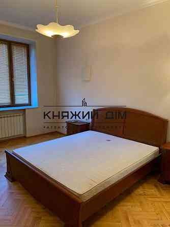 Продаж 4-кімнатої квартири, метро Вокзальна, вул. Шовкуненко. Код 21147682 Киев