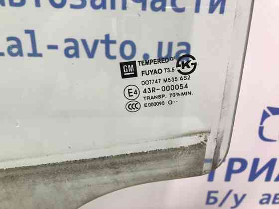 Стекло двери заднее левое Chevrolet Cruze J300 1.6 F16D4 2009 (б/у) Киев