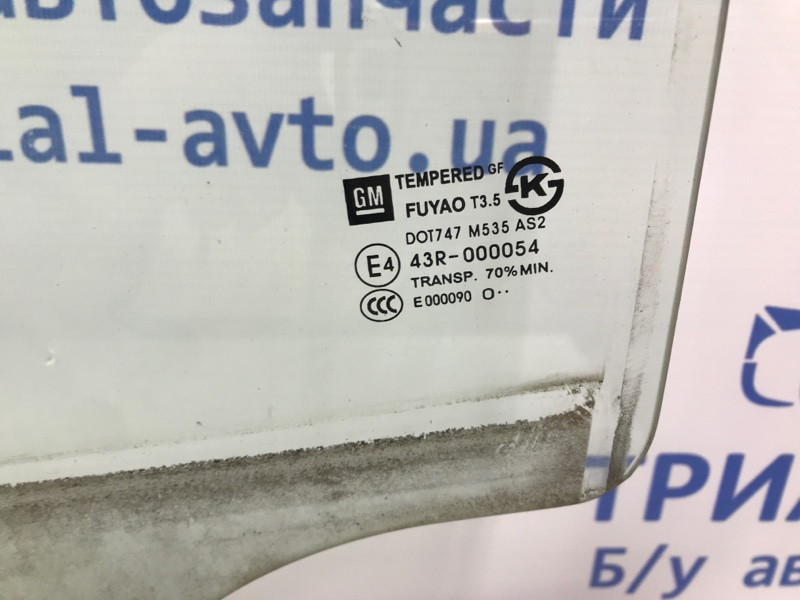 Стекло двери заднее левое Chevrolet Cruze J300 1.6 F16D4 2009 (б/у) Киев - изображение 3