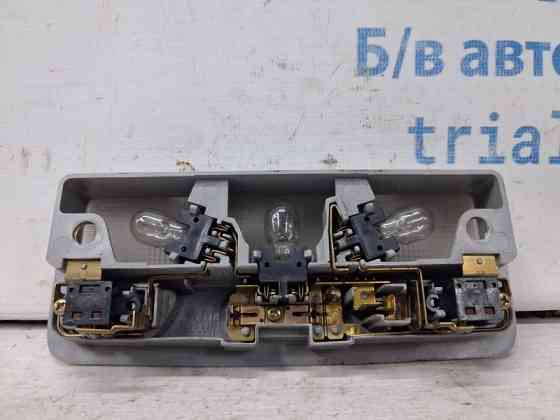 Плафон передний Mitsubishi Pajero Wagon 3 3.2 ДИЗЕЛЬ 4M41 1999 (б/у) Київ