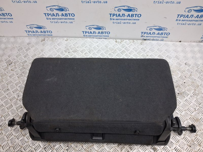 Сидения третий ряд Mitsubishi Pajero Wagon 3 3.2 ДИЗЕЛЬ 4M41 1999 (б/у) Київ - зображення 5