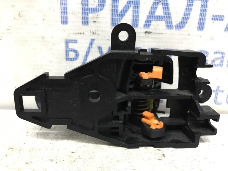 Ручка двери внутренняя левая Mitsubishi Outlander XL 2.2 DIESEL 4N14 2007 (б/у) Киев - изображение 2