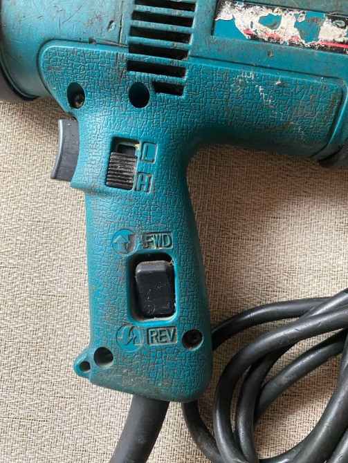 Ударний електрогайковерт Makita – надійний інструмент Днепр - изображение 3