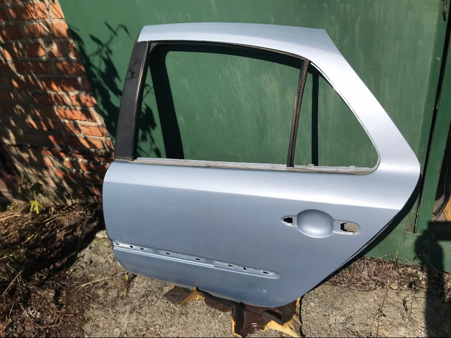 Б/у дверь задняя левая Renault Laguna 2, 7751472439, лифтбэк, КРАШЕННАЯ Кропивницький - зображення 1