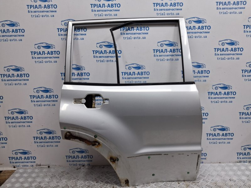Дверь задняя правая Mitsubishi Pajero Wagon 3 3.2 ДИЗЕЛЬ 4M41 1999 (б/у) Киев - изображение 1
