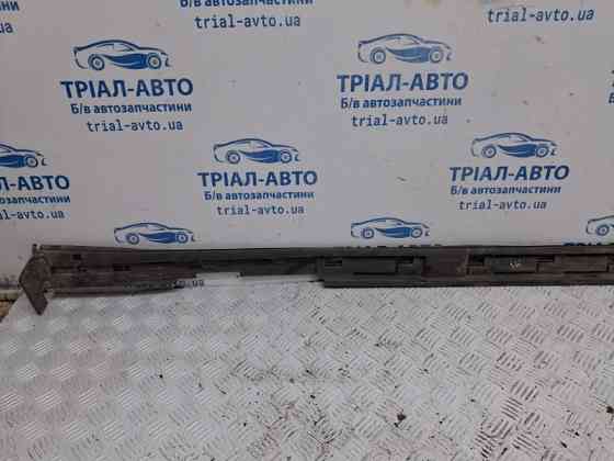 Накладка порога внешняя правая Mazda 3 BM 2.2 DIESEL 2013 (б/у) Киев