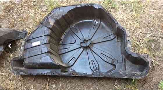 Б/у пол багажника Renault Megane 2, 3, 8200010027 ДЕФЕКТ Кропивницький
