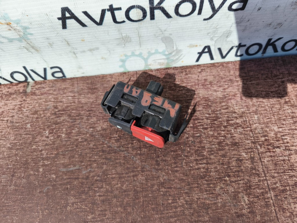 Кнопка аварийки Renault Megane III 2008-2015 (8200214896) Ковель - зображення 3