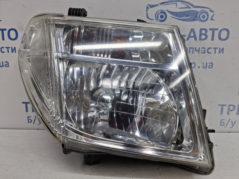 Фара правая галоген Nissan Navara 2004-2015 26010EB30B (Арт. 62419) Київ - зображення 1
