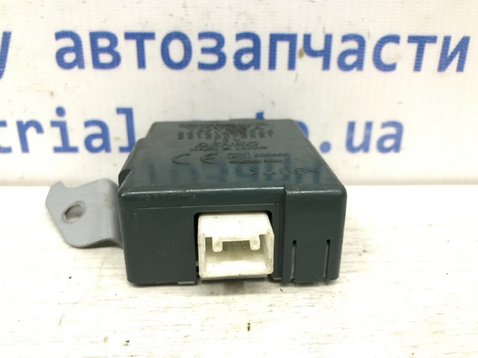 Блок управления центральным замком Toyota Prado J120 3.0 DIESEL 1KDFTV 2002 (б/у) Київ - зображення 2