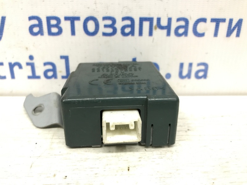 Блок управления центральным замком Toyota Prado J120 3.0 DIESEL 1KDFTV 2002 (б/у) Київ - зображення 2