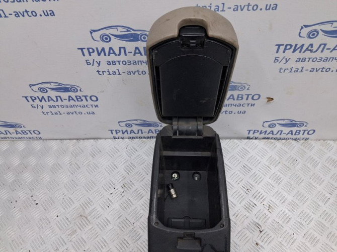 Подлокотник Toyota RAV 4 A30 2.0 БЕНЗИН 1AZFE 2005 (б/у) Київ - зображення 5