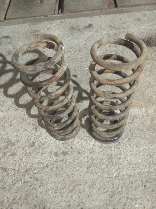 Пружина задня Форд Мондео 3 універсал 1152928 Ford оригінал Винница - изображение 2