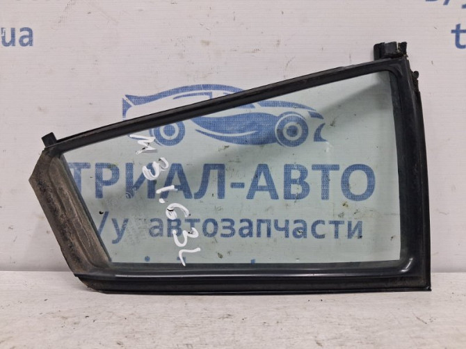 Стекло двери задней левой (форточка) Mazda 3 BK 1.6 БЕНЗИН Z6 2003 (б/у) Київ - зображення 1