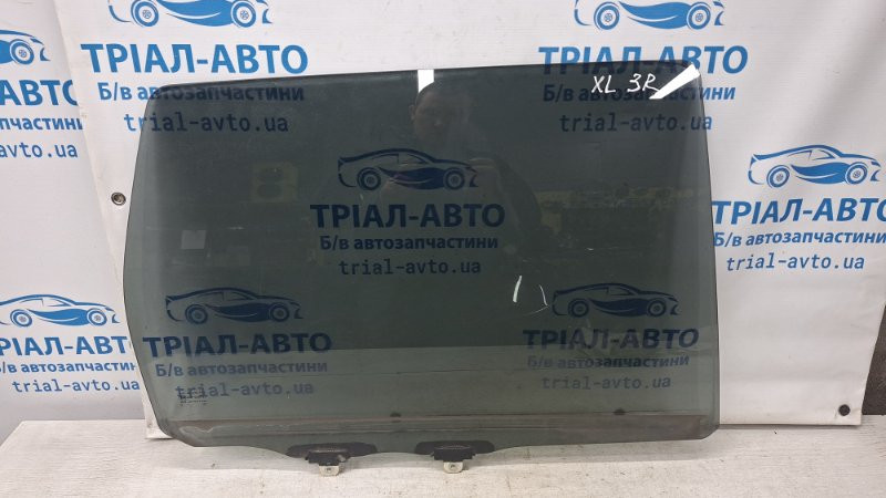 Стекло двери заднее правое Mitsubishi Outlander XL 2.2 DIESEL 4HK 2007 (б/у) Київ - зображення 1