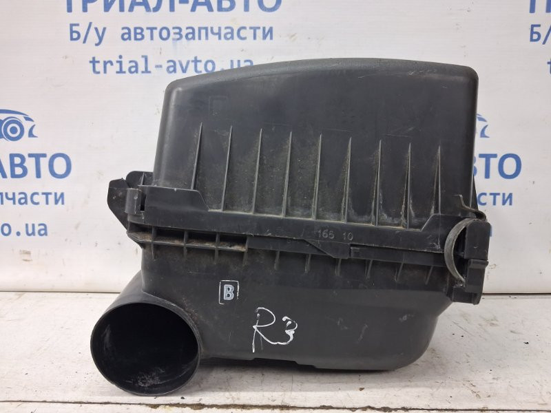 Корпус воздушного фильтра Toyota Auris E150 1.6 БЕНЗИН 1ZRFAE 2006 (б/у) Киев - изображение 1