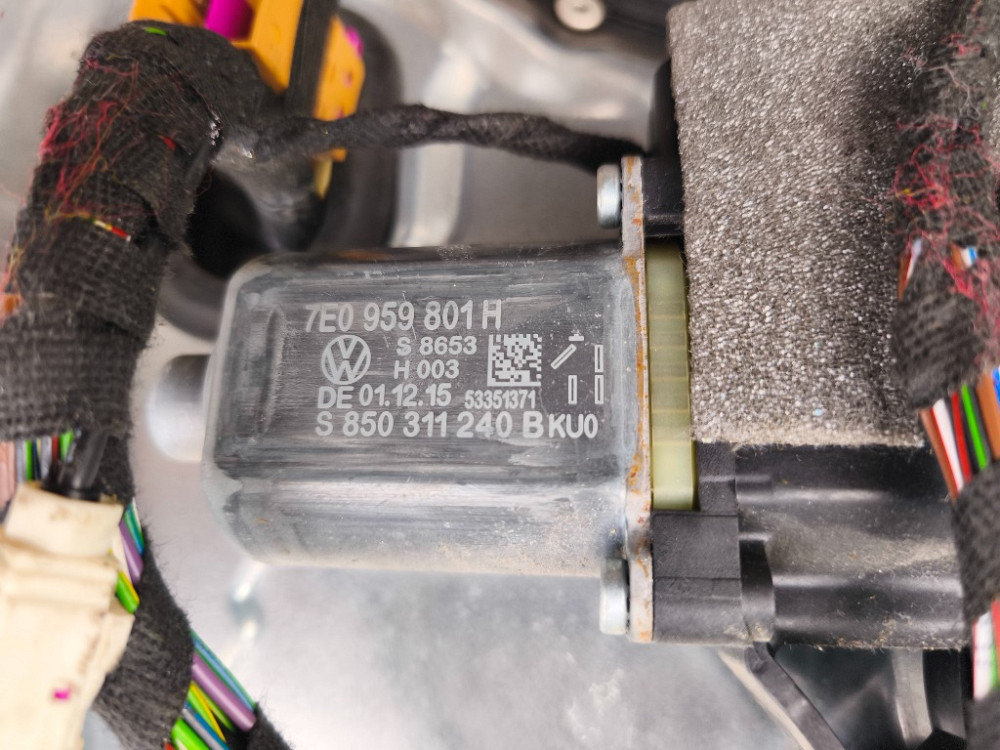 Моторчик стеклоподъемника передний левый VW T6 2015-2019 (7E0959801H) Ковель - изображение 1
