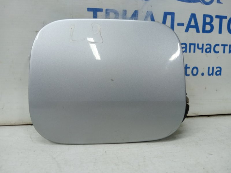 Лючок бака Mitsubishi Lancer 9 1.6 БЕНЗИН 4G18 2003 (б/у) Киев - изображение 1