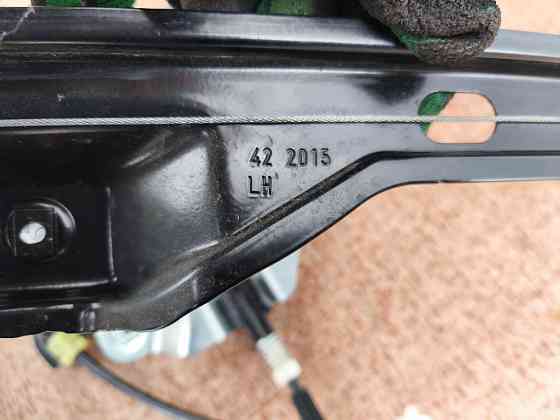 Стеклоподъемник передний левый Opel Zafira C 2012-2019 (13260137) Ковель