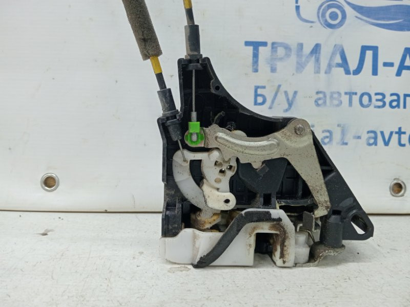 Замок двери передний левый Mitsubishi L200 KB 2.5 DIESEL 4D56 2006 (б/у) Киев - изображение 2