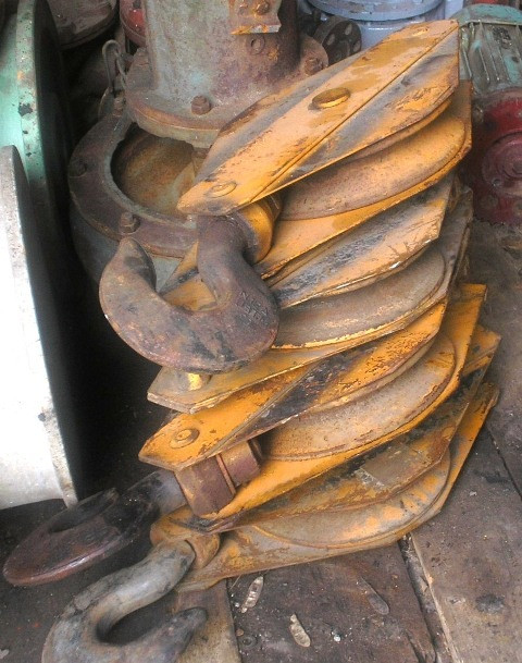 Крюковая подвеска N 12А Смела - изображение 1