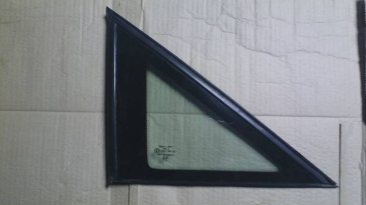 Скло бічне заднє ліве 90229175 Опель Омега 87-93р.в. седан Вінниця - зображення 1