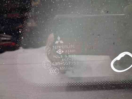 Стекло в кузов заднее правое Mitsubishi Outlander CU 2.4 БЕНЗИН 4G69 2003 (б/у) Київ