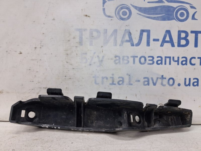 Кронштейн бампера передний правый Kia Ceed ED 1.6 DIESEL D4FB 2006 (б/у) Київ - зображення 3