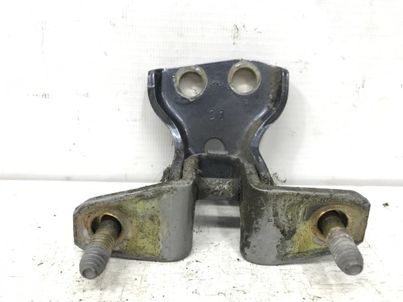 Петля двери задней правой верхняя Mitsubishi Outlander CU 2.4 БЕНЗИН 4G69 2003 (б/у) Київ - зображення 1