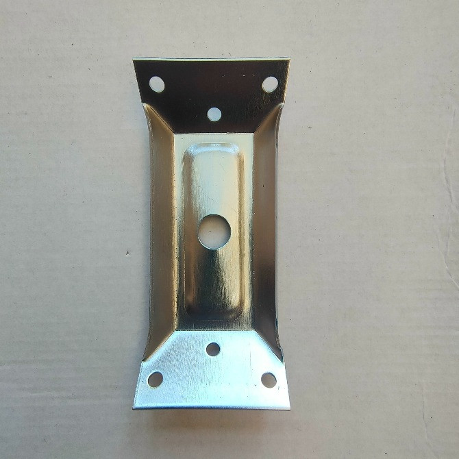 Куточок 50х1,5мм кріплення ніжок стола бобишках стяжка Нововолинськ - зображення 1