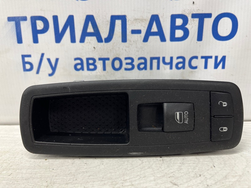 Кнопка стеклоподъемника Jeep Cherokee KL 3.2 БЕНЗИН EHK 2013 (б/у) Київ - зображення 1