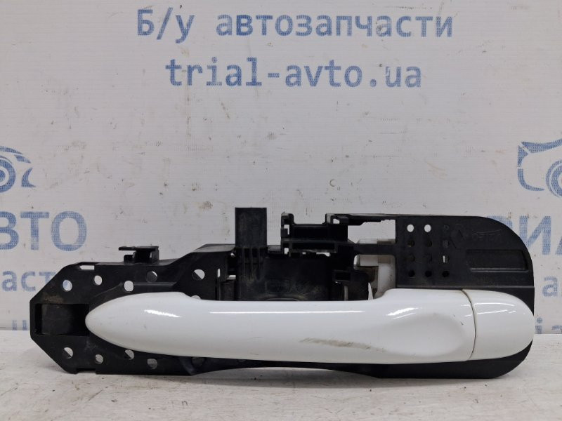 Ручка двери внешняя задняя правая Renault Megane 3 1.5 DIESEL K9K 2008 (б/у) Киев - изображение 1