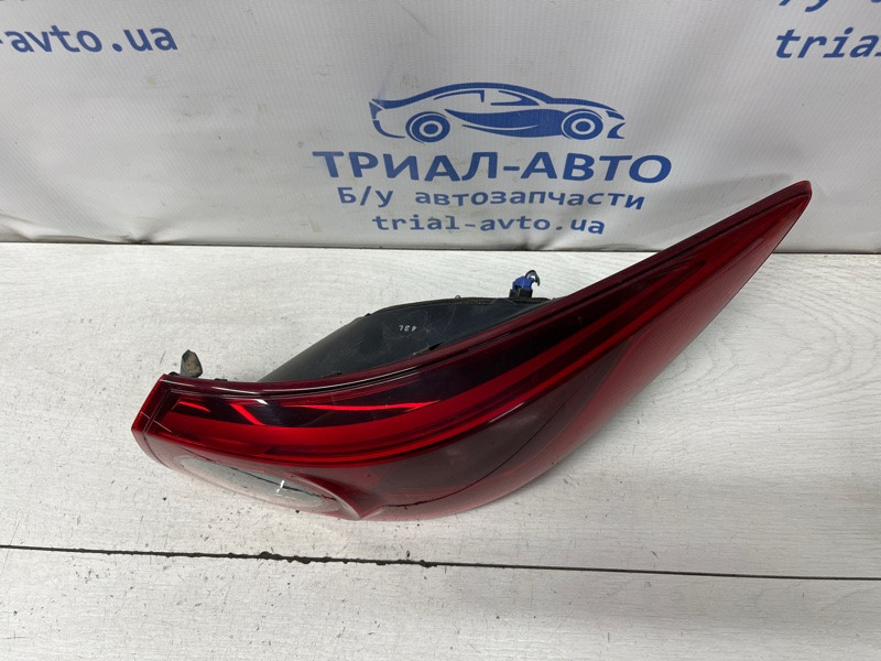 Фонарь задний внешний правый Mazda 3 BM 2.2 DIESEL 2013 (б/у) Київ - зображення 4